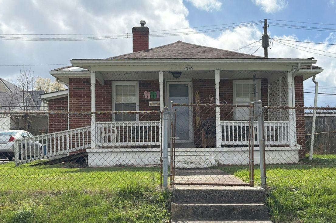 Willow St, Kingsport, TN 37664