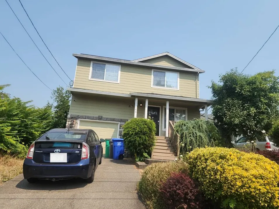 10143 SE Harold St Portland, OR 97266, Multnomah County