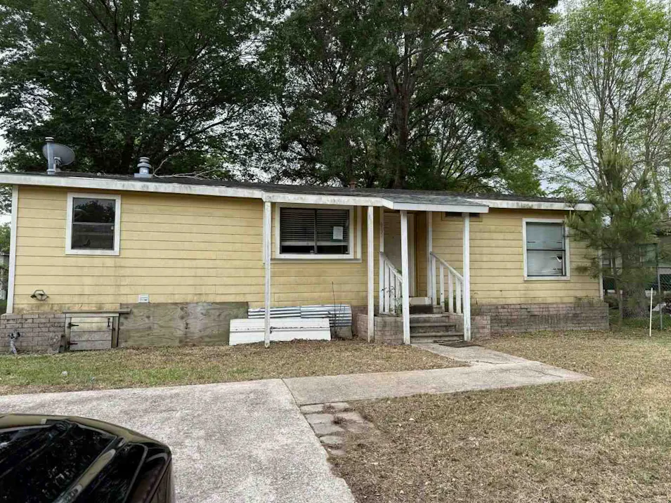 605 Vista Ave Baytown, TX 77520, Harris County
