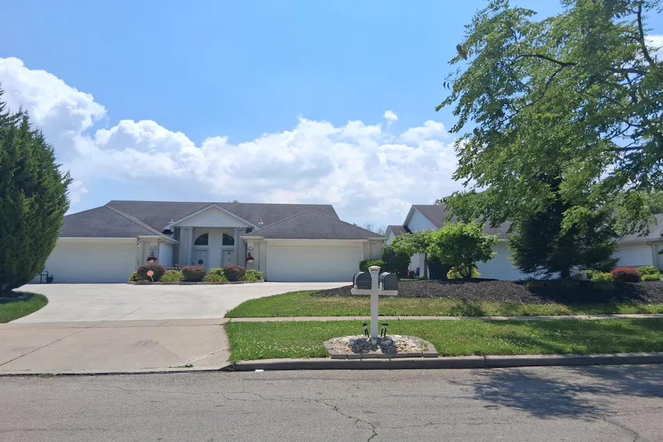 824 Hilltop Ln Toledo, OH 43615, Lucas County