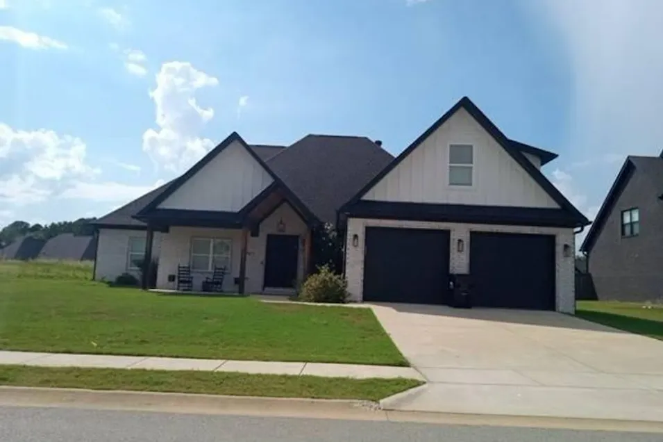 7009 Fields Drive Benton, AR 72019, Saline County
