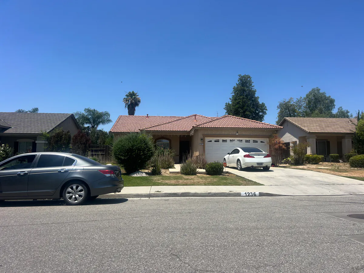Esperanza St, Bakersfield, CA 93306