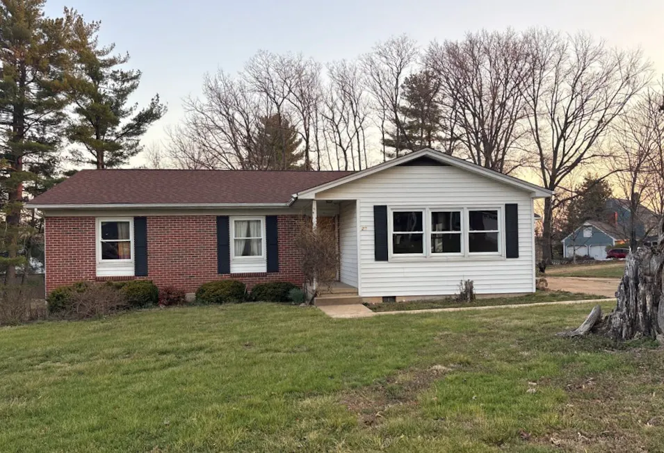 21 Golf Dr Sullivan, MO 63080, Franklin County