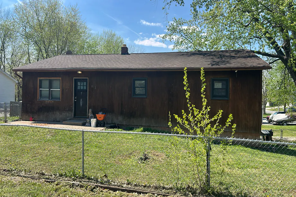 613 Truman St Moro, IL 62067, Madison County