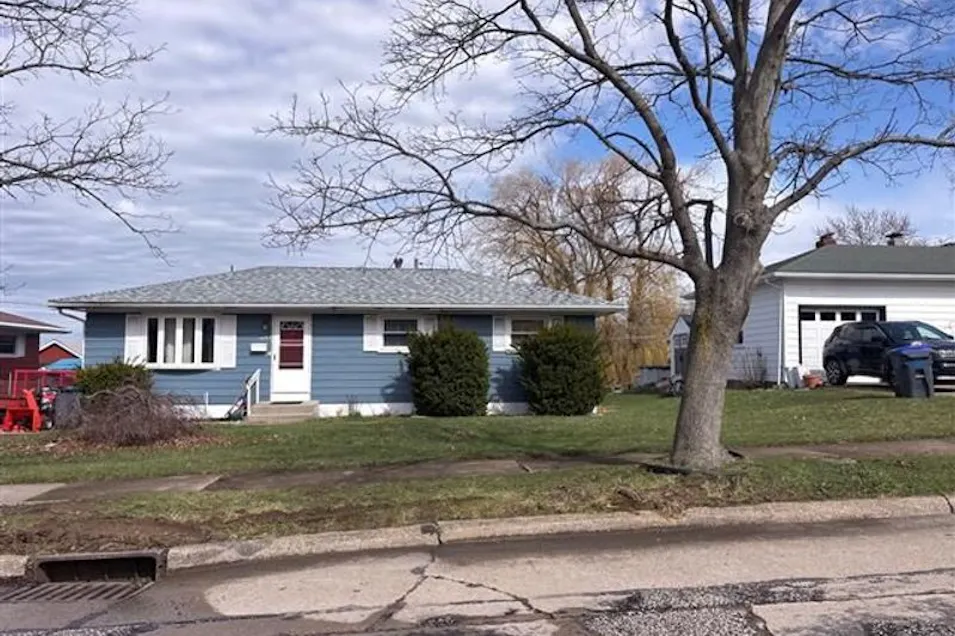 2124 East 42nd Street Erie, PA 16510, Erie County