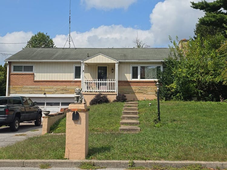 2341 Wilt Dr York, PA 17404, York County