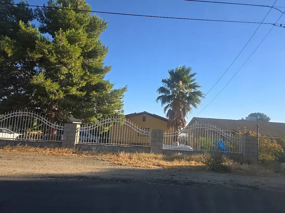 12647 E Ave V 12 Pearblossom, CA 93553, Los Angeles County