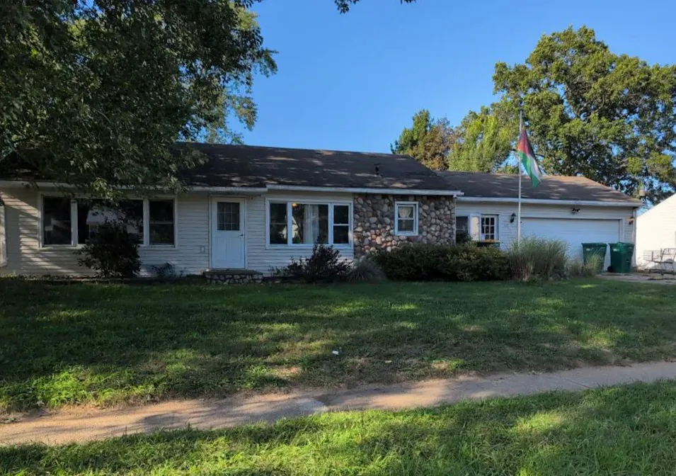 310 W Melody Ave Portage, MI 49024, Kalamazoo County