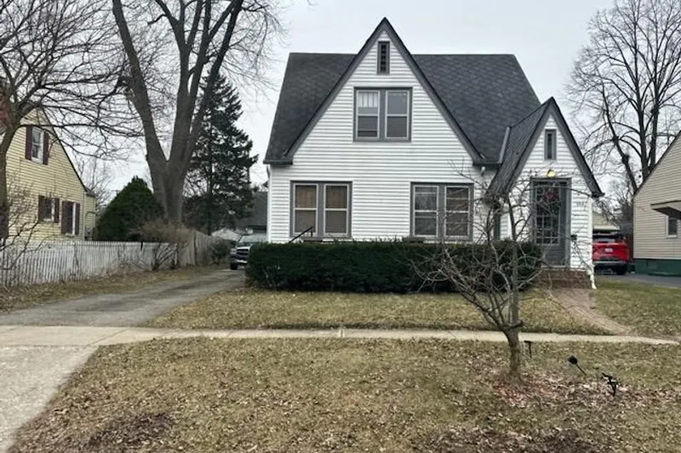 364 Buckingham Ave Flint, MI 48507, Genesee County