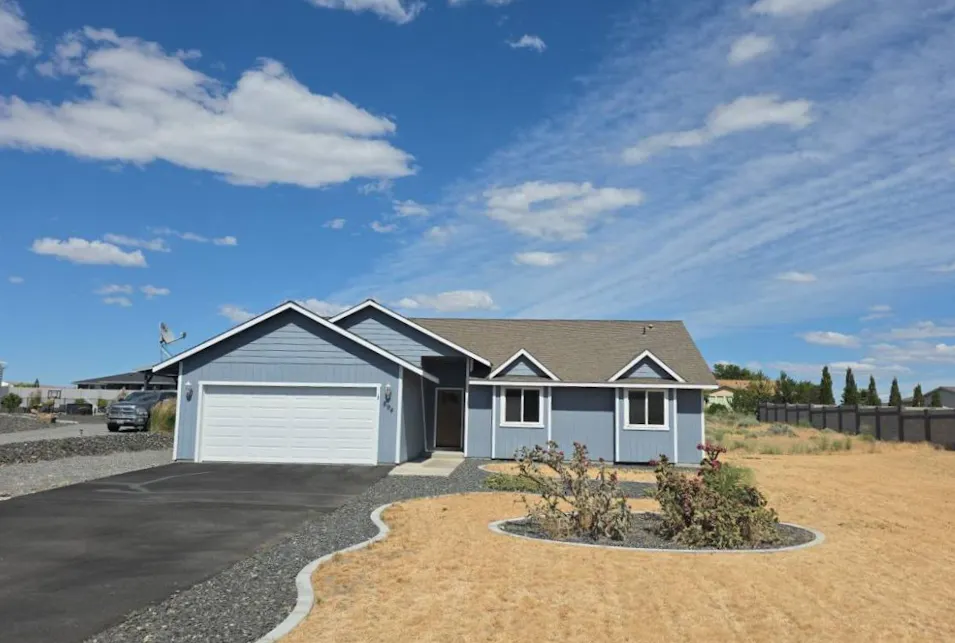 894 Desert Aire Dr SW Mattawa, WA 99349, Grant County