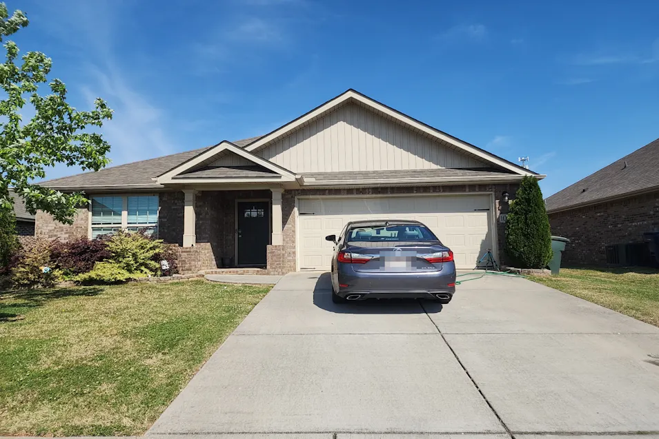 10317 Drymen St SW Huntsville, AL 35803, Madison County