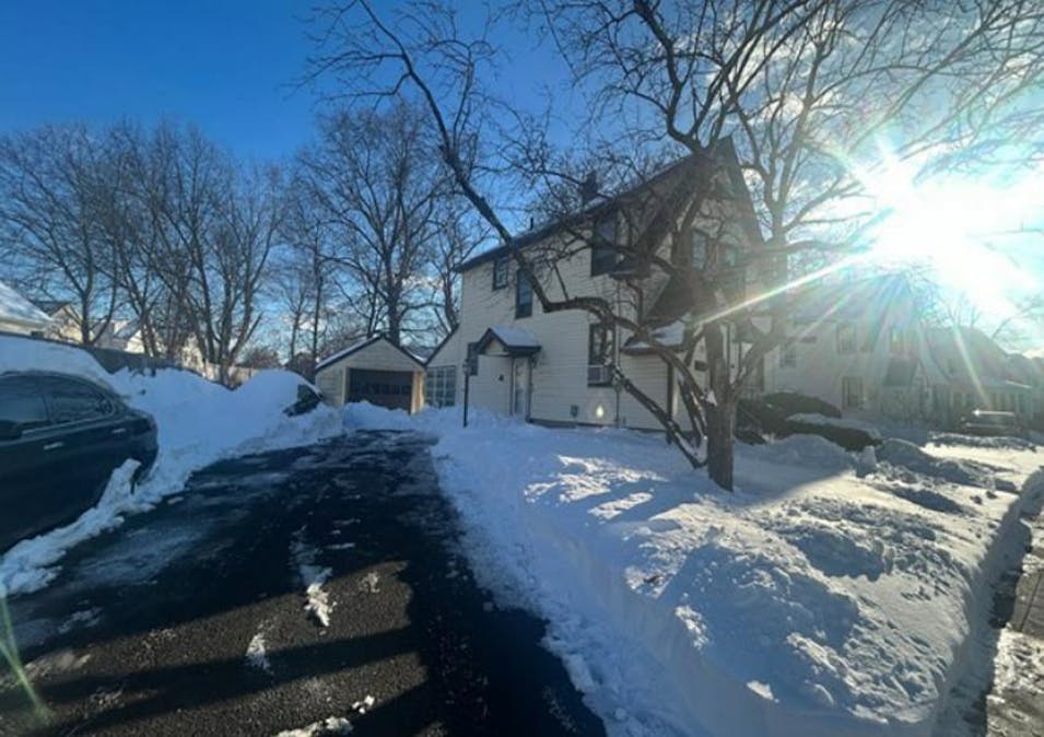 51 Daniel St East Hartford, CT 06108, Hartford County