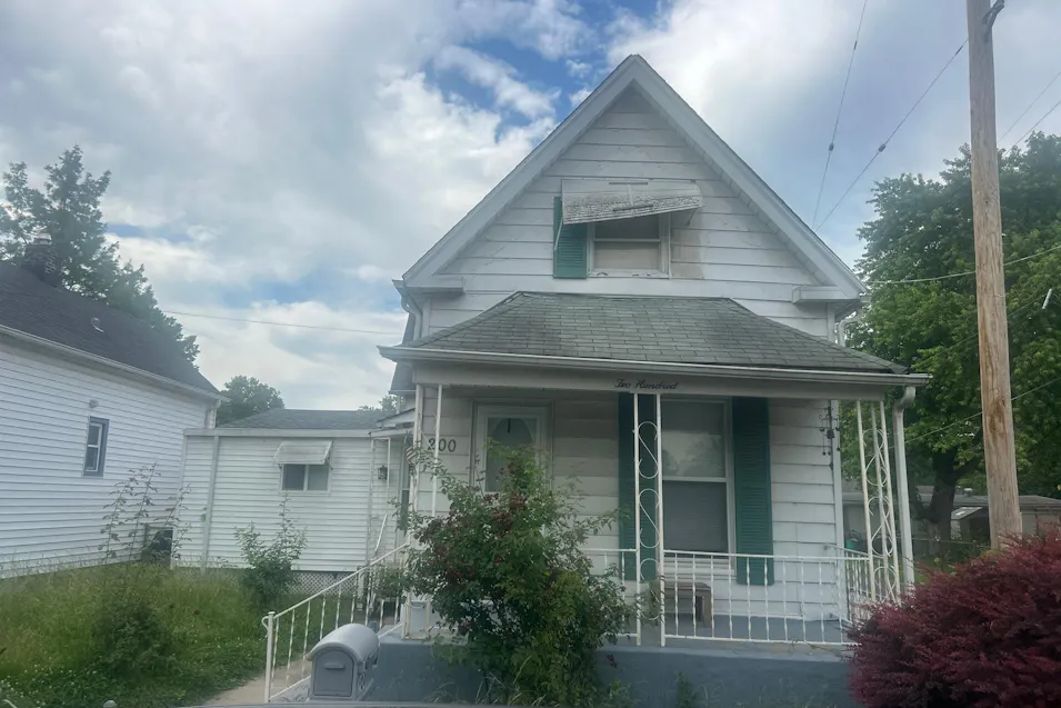 200 East Ripa Ave Saint Louis, MO 63125, St. Louis County