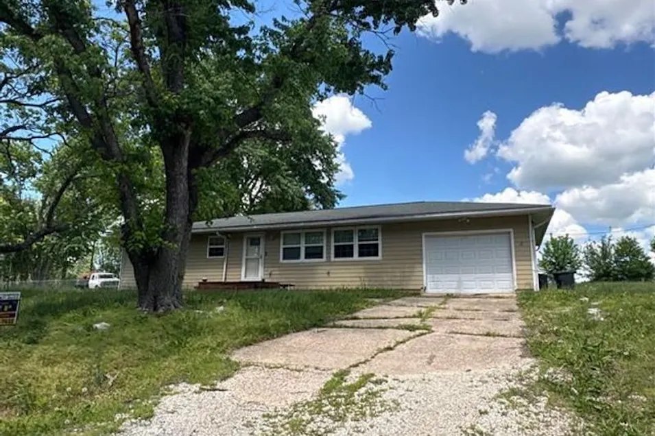 141 County Road 6680 Salem, MO 65560, Dent County