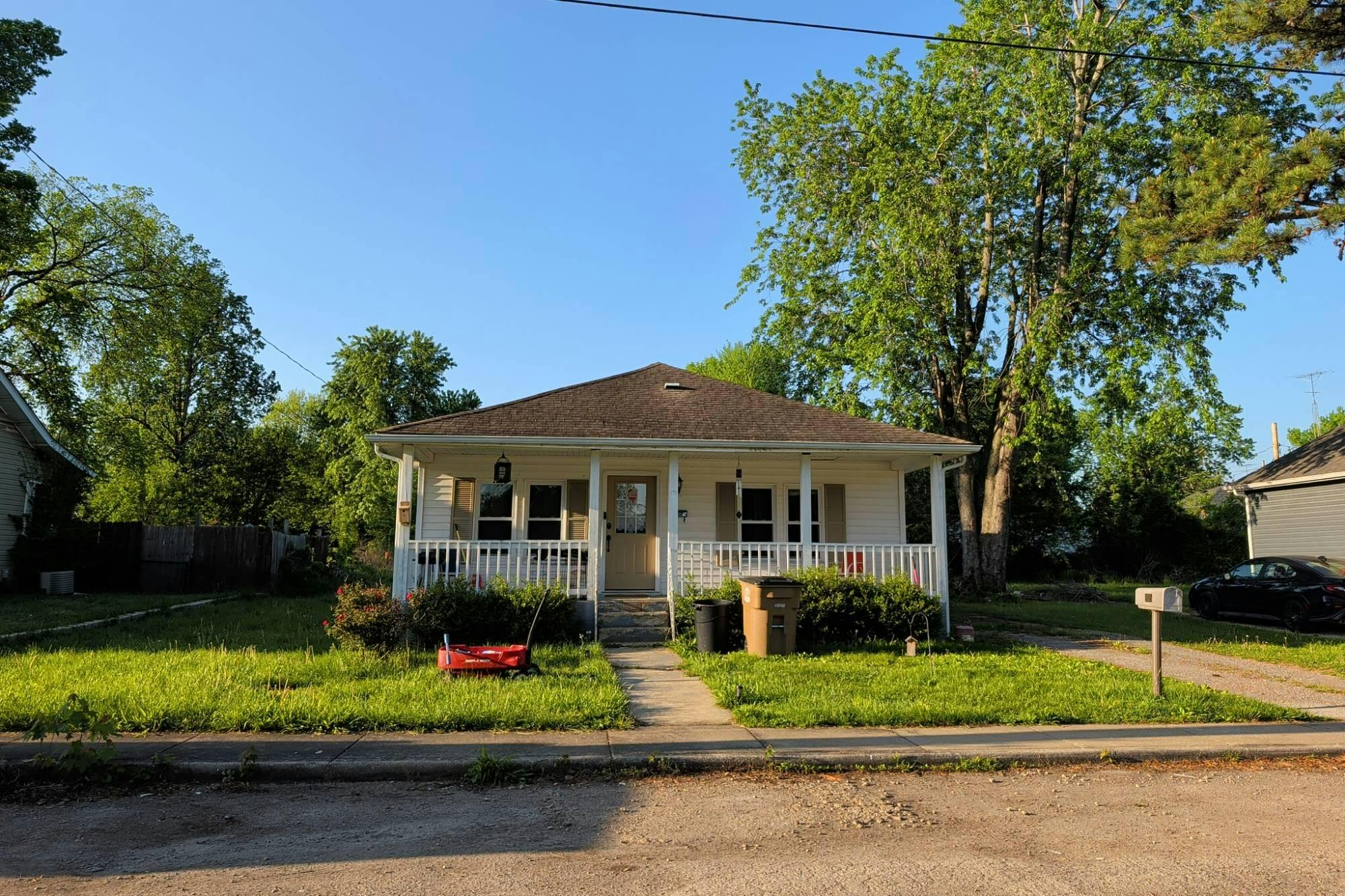 Cahoon St, Fredericktown, MO 63645
