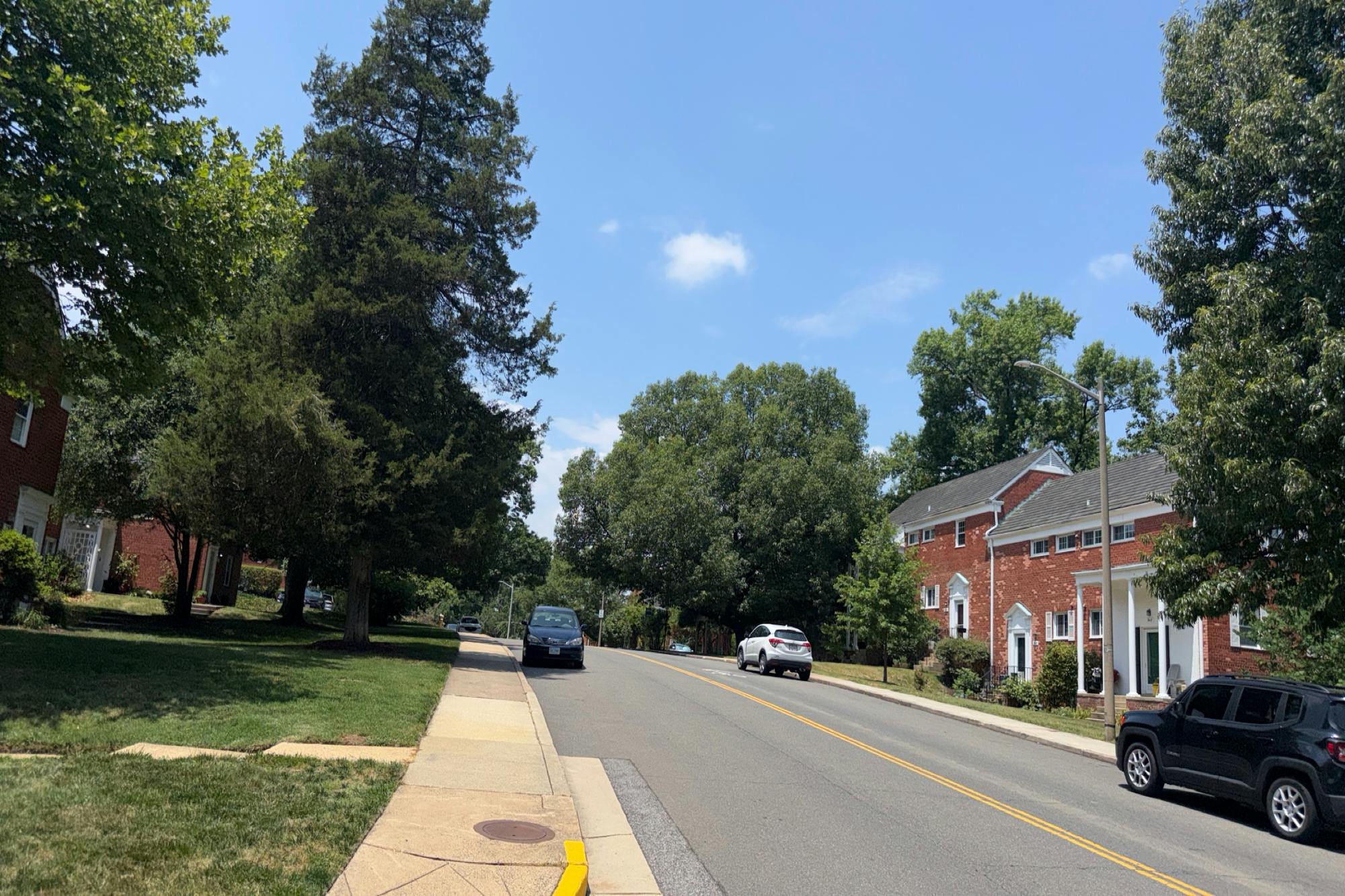 Gunston Rd, Alexandria, VA 22302