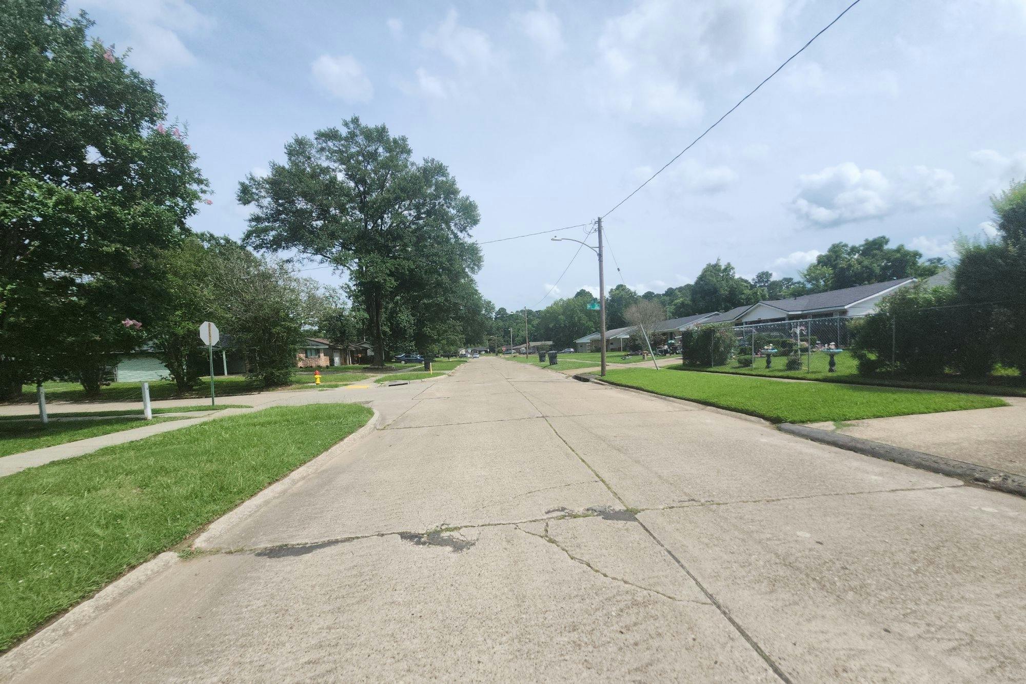 Louise St, Shreveport, LA 71108