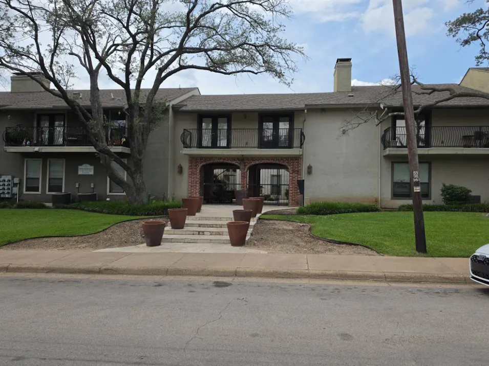 5816 Birchbrook Drive Apartment 118 Dallas, TX 75206, Dallas County