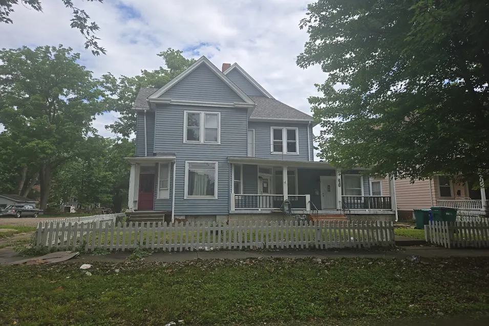 640 W Main St Decatur, IL 62522, Macon County