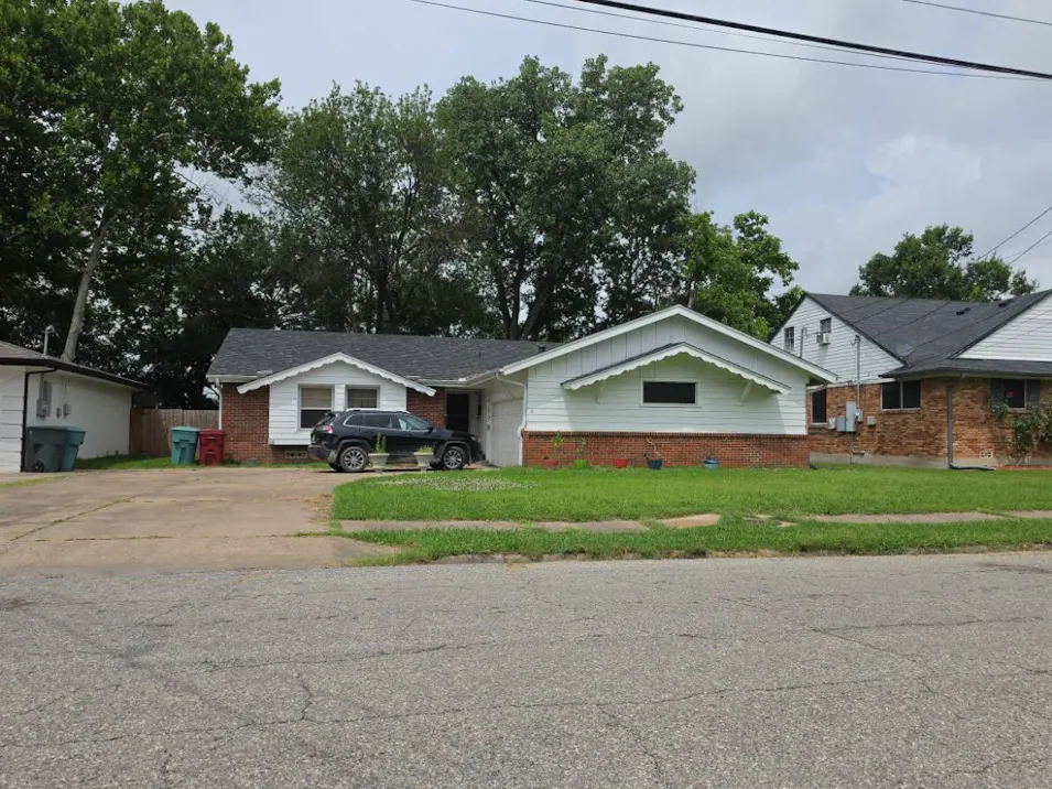 1212 N Grant Drive Sherman, TX 75092, Grayson County