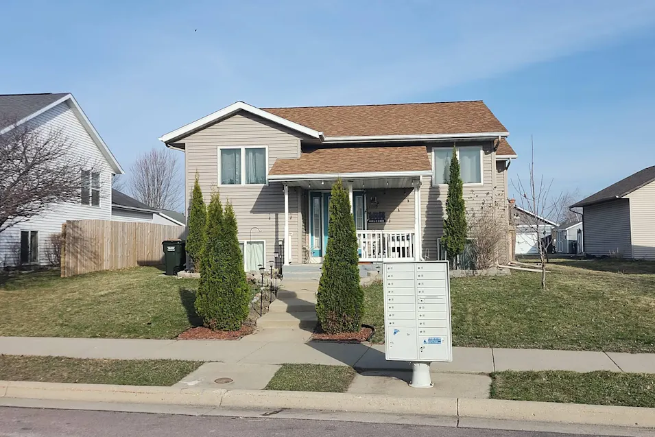 1115 Engesser Ln Saint Peter, MN 56082, Nicollet County