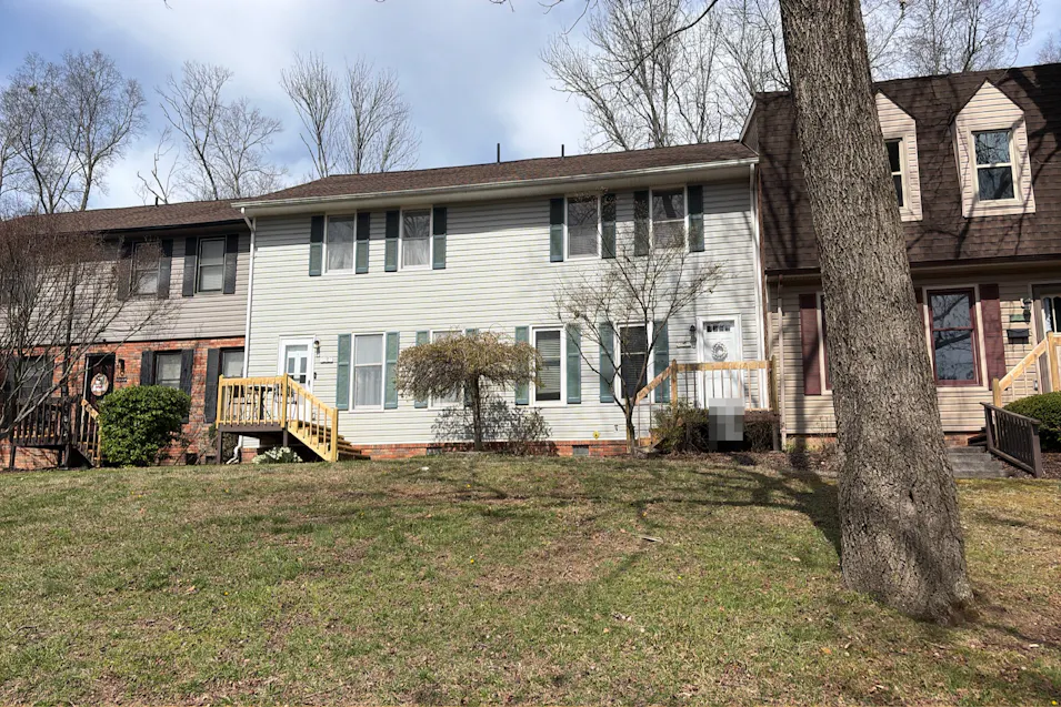 2205 Greenbriar Circle Unit 4 Johnson City, TN 37601, Washington County