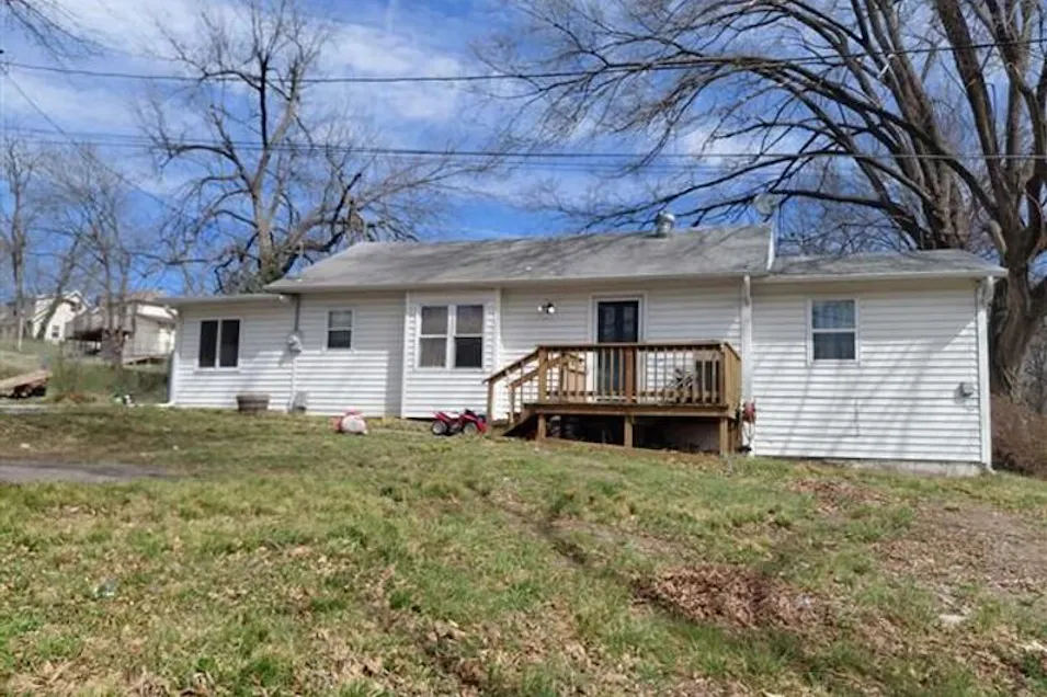 3812 NE Drexel Rd Kansas City, MO 64117, Clay County