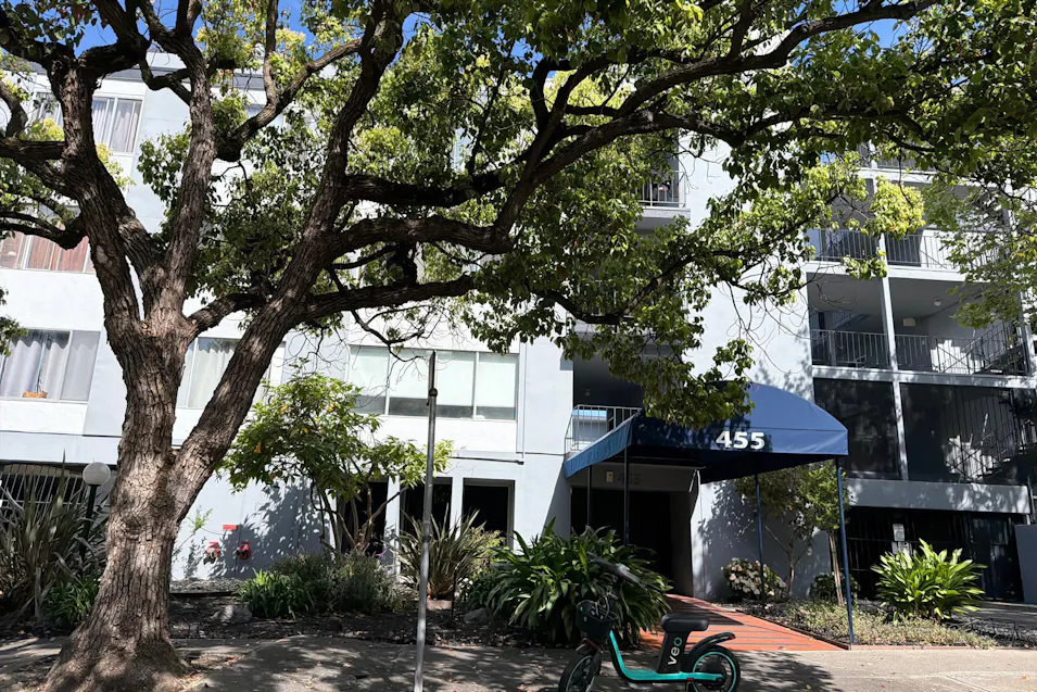 455 Crescent Street Unit #220 Oakland, CA 94610, Alameda County