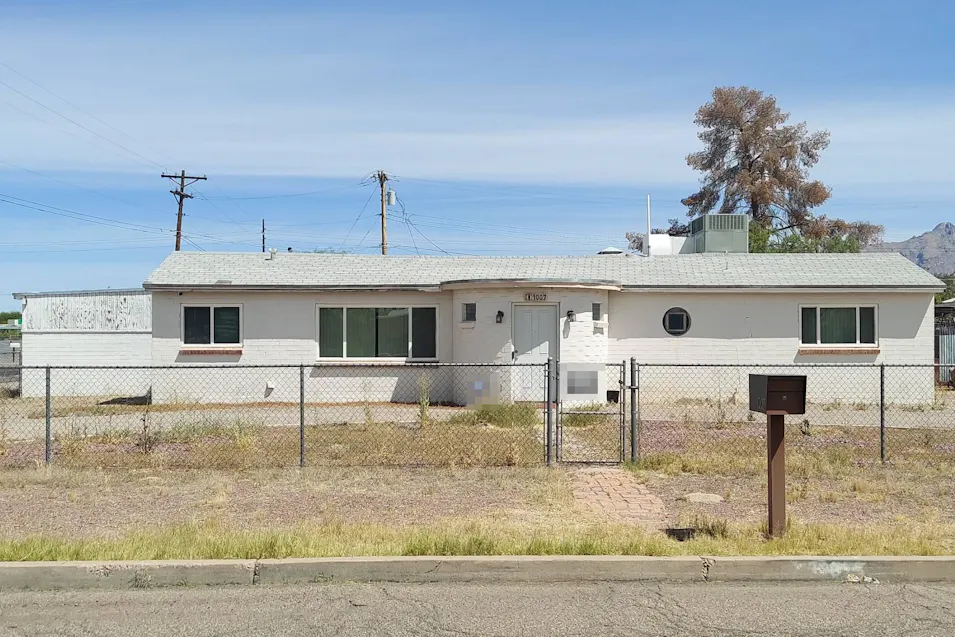 1007e Hedrick Dr Tucson, AZ 85719, Pima County