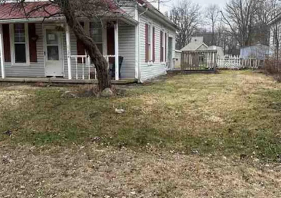1124 W Monroe St Alexandria, IN 46001, Madison County