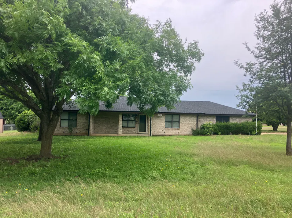811 N 4th St Jarrell, TX 76537, Williamson County