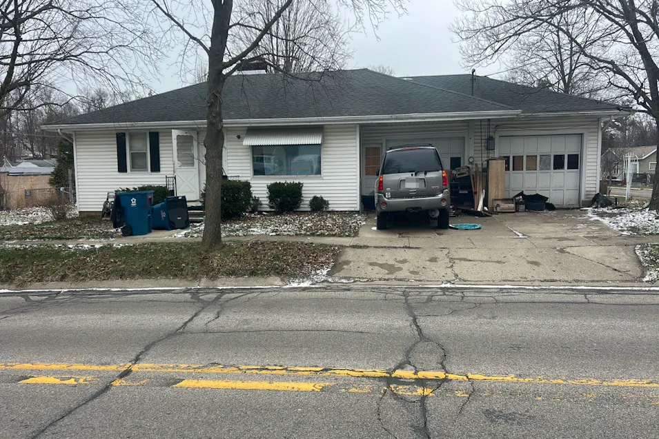 107 E Felcity St Angola, IN 46703, Steuben County