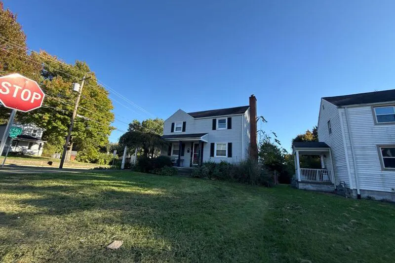 Glenwood Dr, Sharon, PA 16146 #1