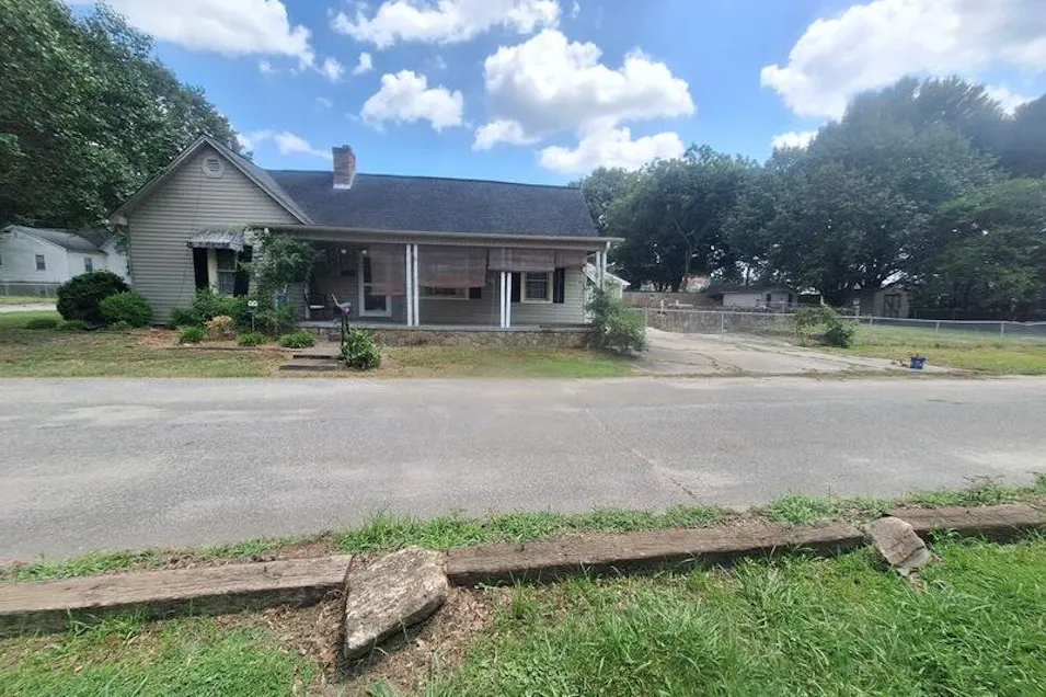 507 N Elm Street Cherryville, NC 28021, Gaston County