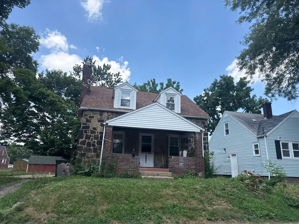 2301 24th Street NE Canton, OH 44705, Stark County