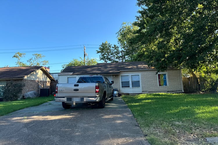 3107 Bond St. Pasadena, TX 77503-1303, Harris County