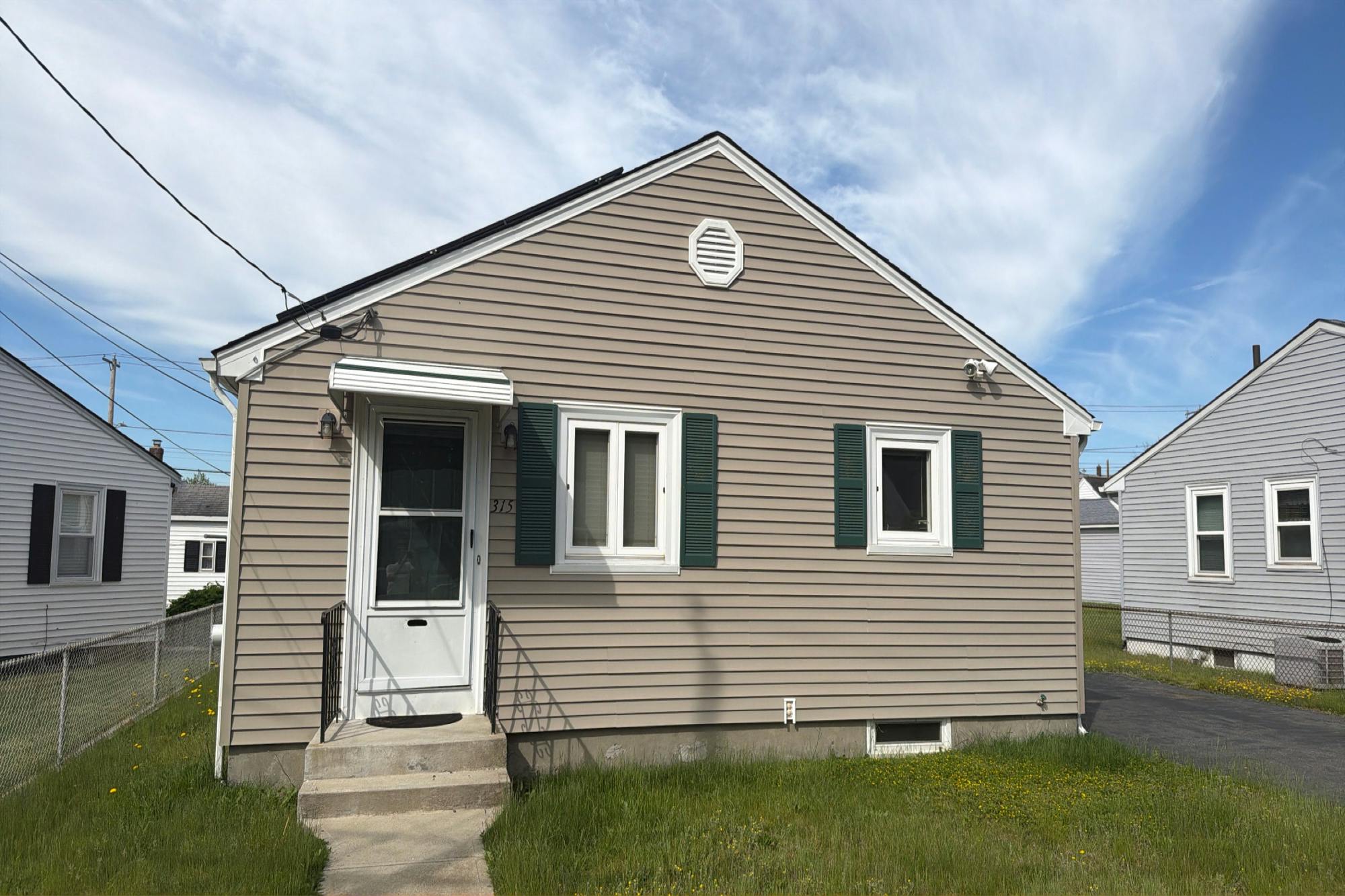 Rhode Island Ave, Pawtucket, RI 02860