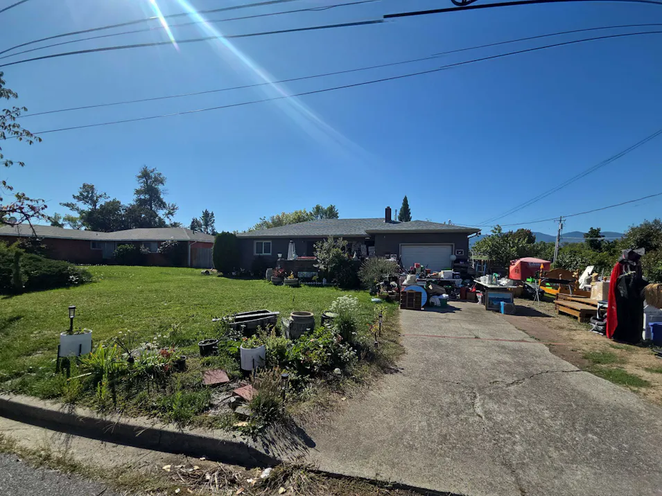 2400 Edgemont Dr Medford, OR 97504, Jackson County