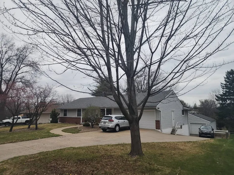 200 NW 65th Terrace Gladstone, MO 64118, Clay County