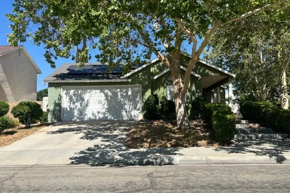 42846 39th St W Lancaster, CA 93536, Los Angeles County