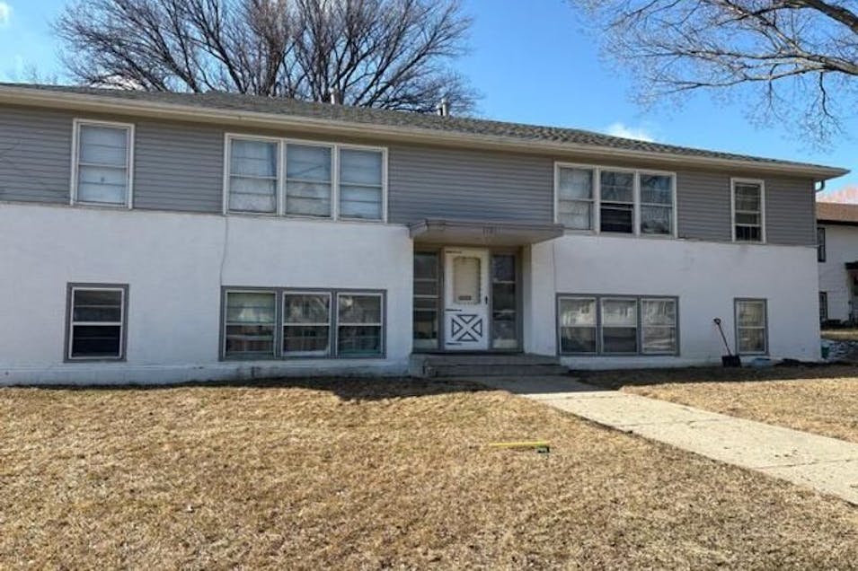 1101 8th St NE Minot, ND 58703, Ward County