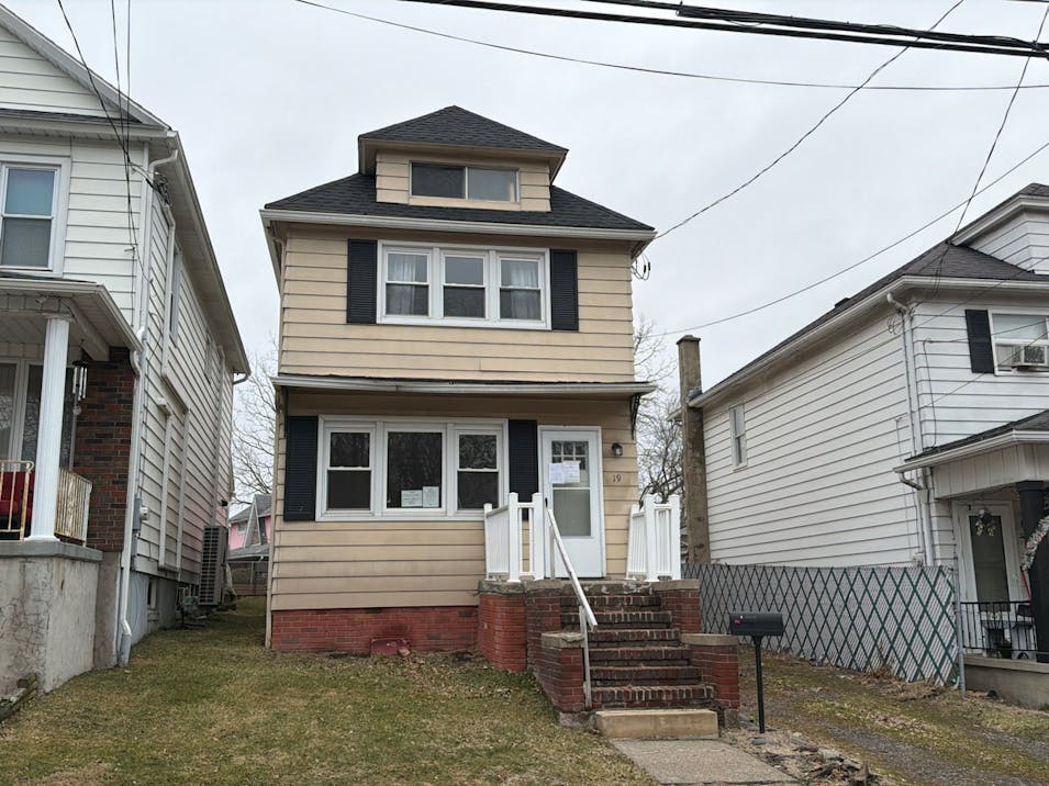 19 Rose Ave Plains, PA 18705, Luzerne County