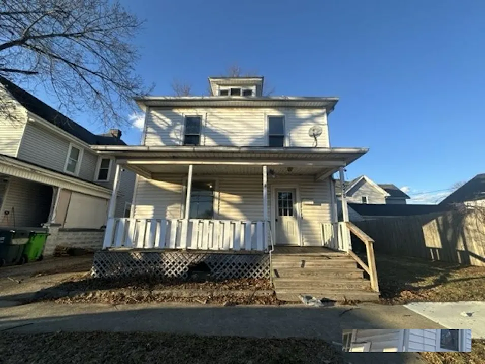 338 Locust St Coshocton, OH 43812, Coshocton County