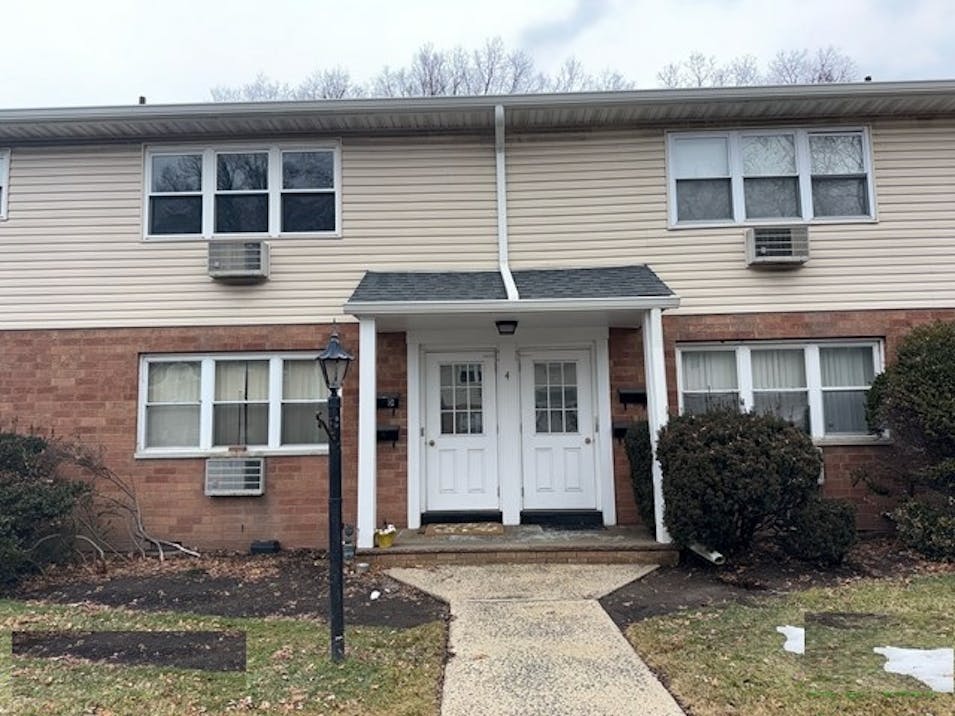 4 C Lakeview Ave Leonia, NJ 07605, Bergen County