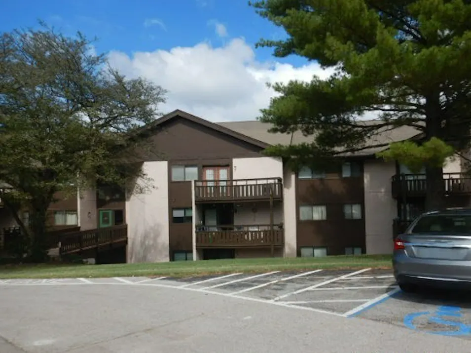 1400 Heritage Lndg 110 Saint Charles, MO 63303, St. Charles County