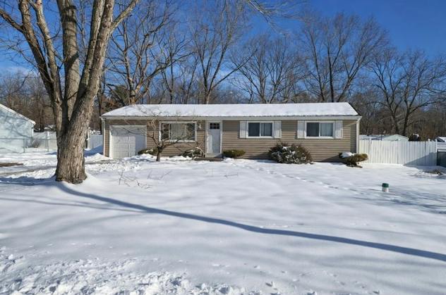 Adams Cir, Hammonton, NJ 08037