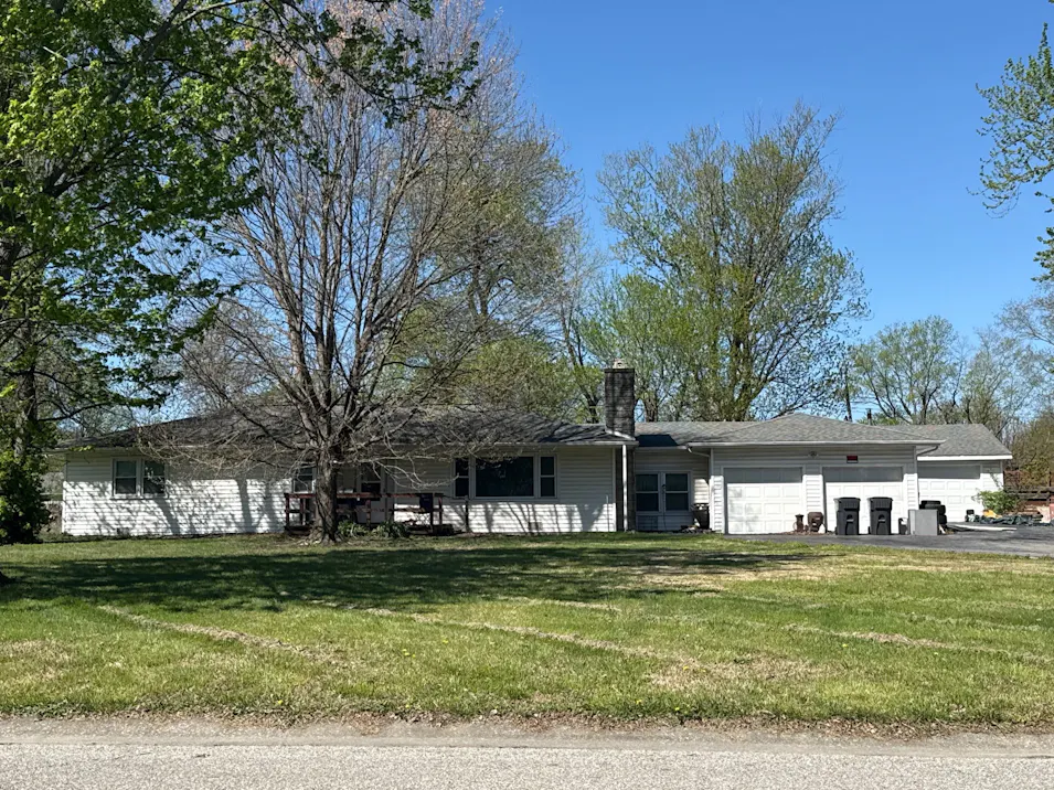 25 Countryside Ln. Fairview Heights, IL 62208, St. Clair County