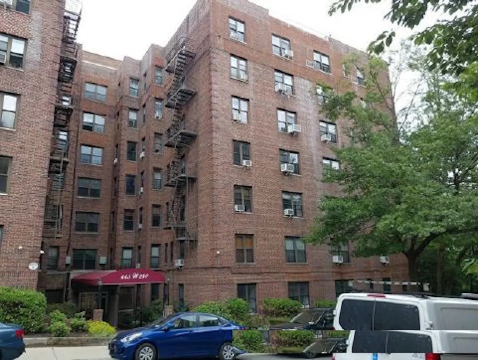 445 W 240th St Unit 2g Bronx, NY 10463, Bronx County