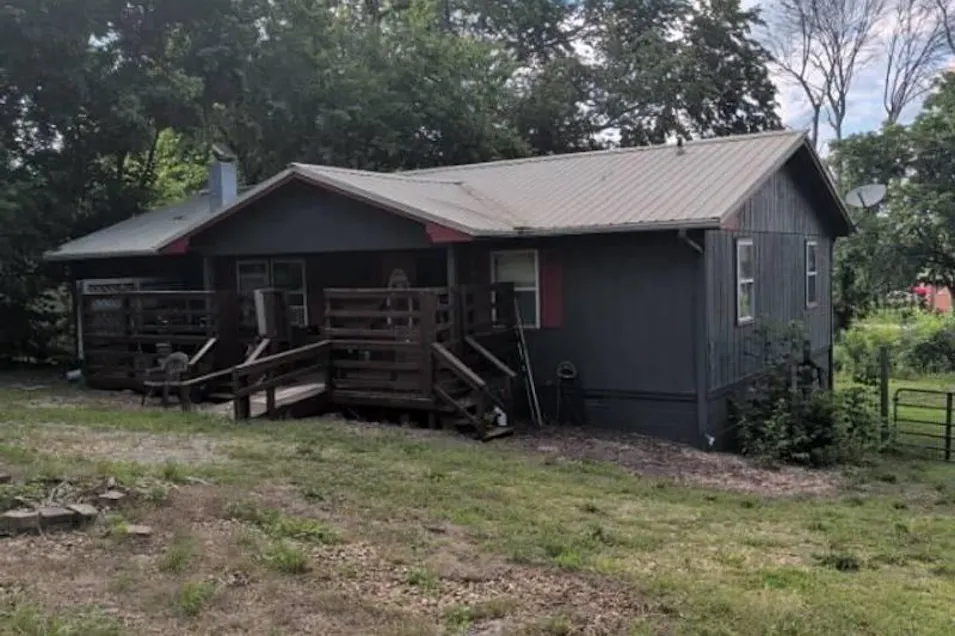 809 South Street Flippin, AR 72634, Marion County