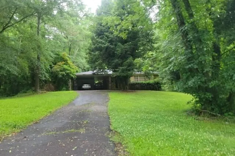 3241 Dodson Dr Atlanta, GA 30344, Fulton County